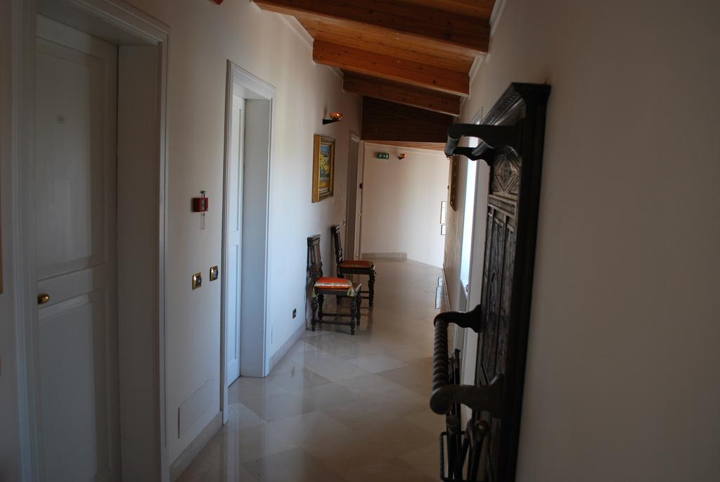 Alojamento de Acomodação e Pequeno-almoço Palazzo Sottile Meninni - Classic Experience *