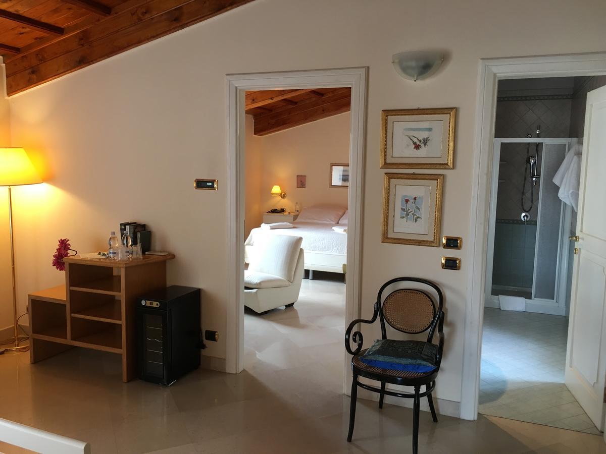 Bed & Breakfast Palazzo Sottile Meninni - Classic Experience *